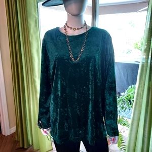 Habana Vibrant Kelly Green poly blend Velour Tunic.